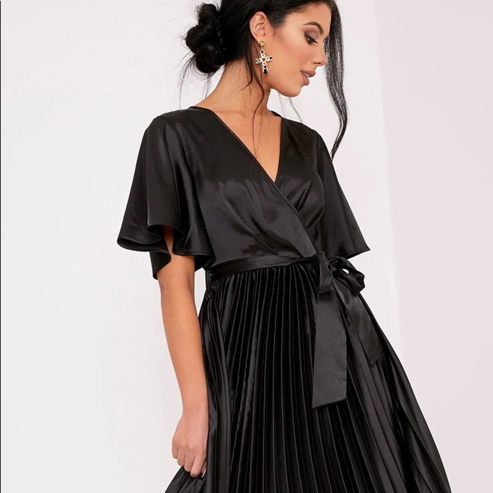 Mairee Black Satin Pleated Midi Dress
